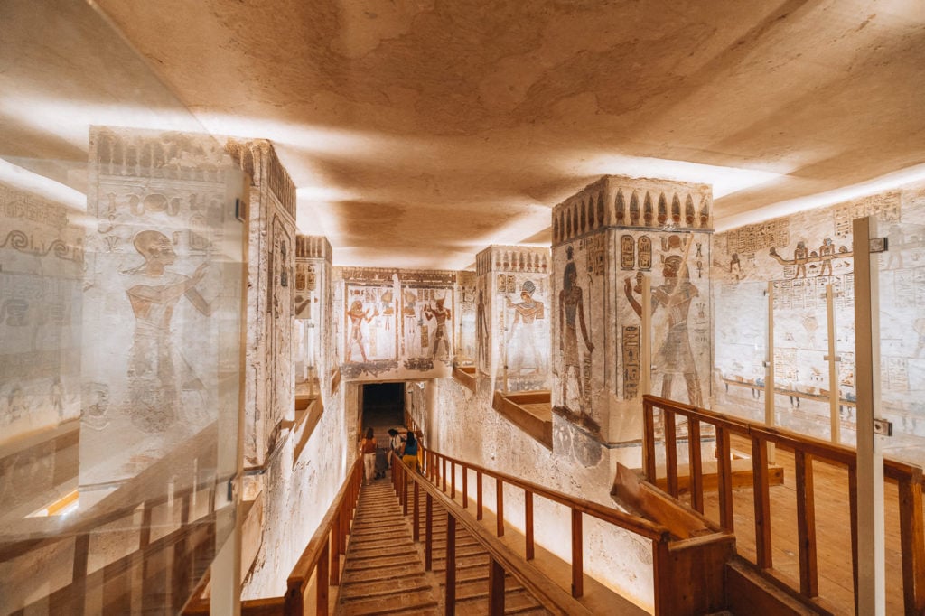 Hieroglyphs on Pillared hall in Ramses III tomb