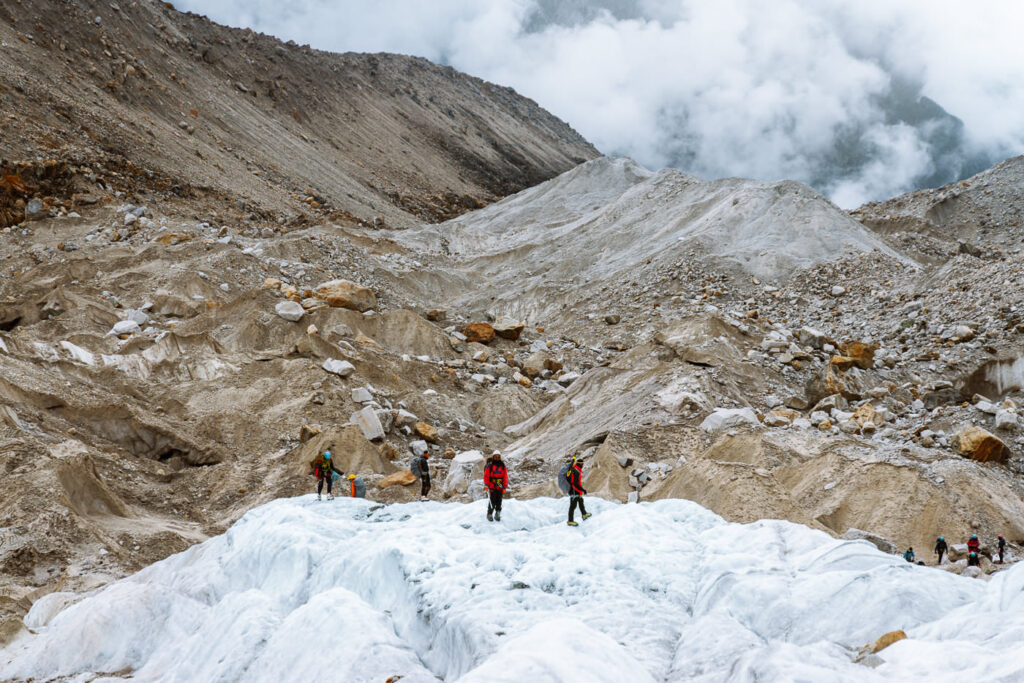 Mountaineering students from HMI Darjeeling at the Rathong Glacier training area