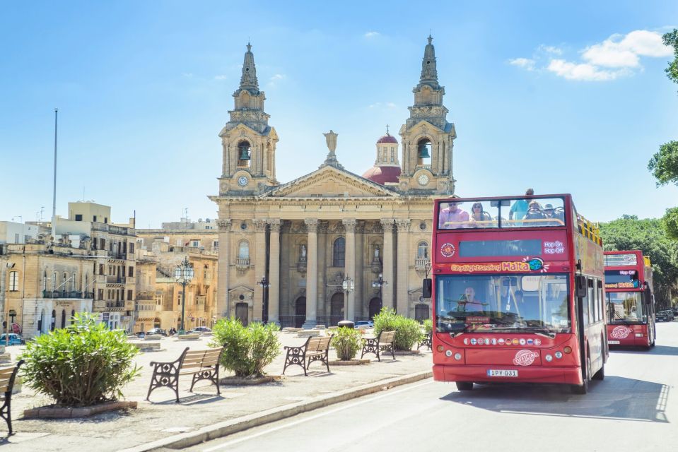 bus in Valletta