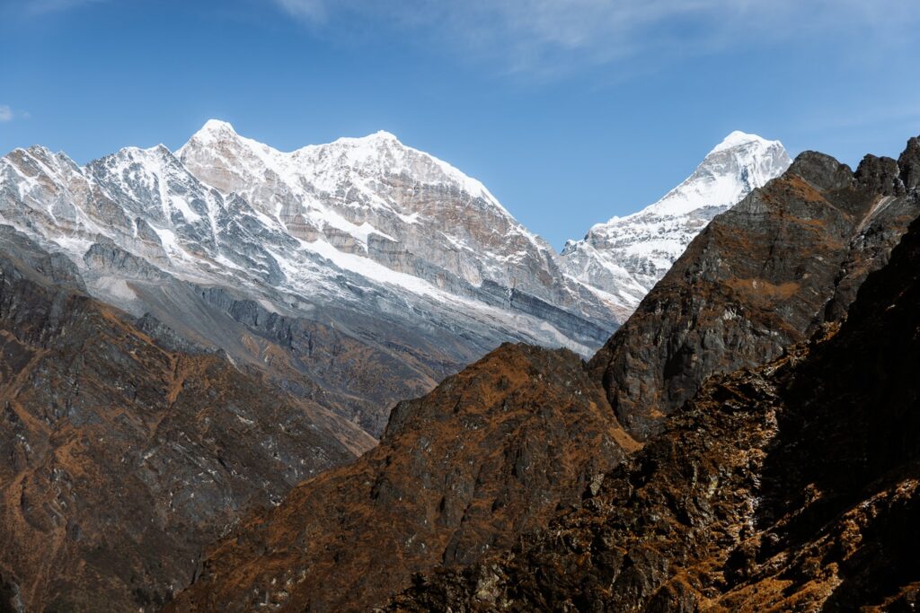 Himalayan mountains, Kyashar and Kusum Kangru