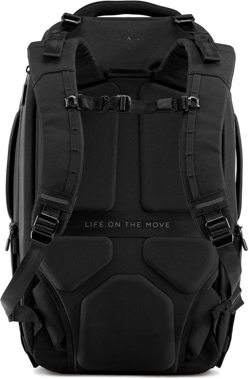 nomatic backpack