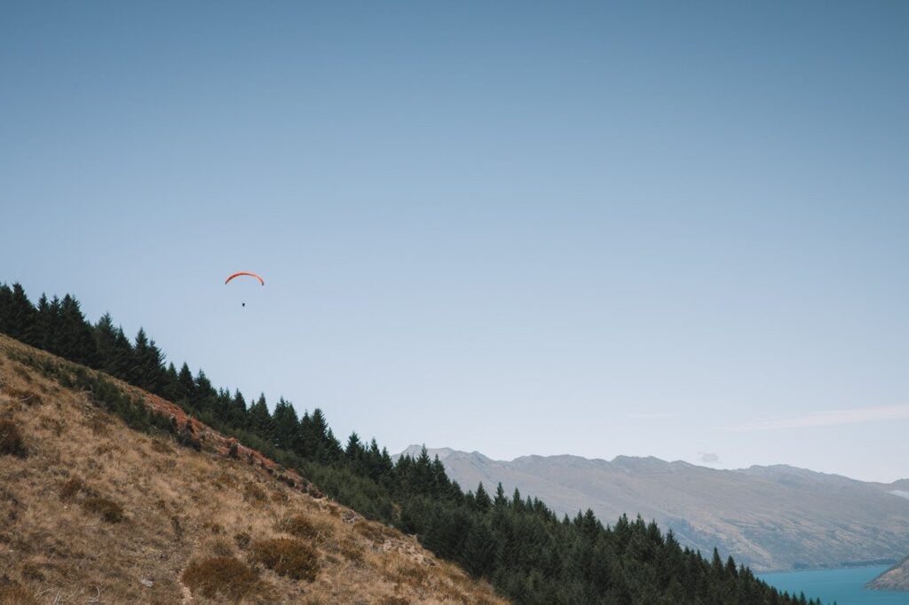 PARAGLIDING IN QUEENSTOWN, BEST THINGS TO DO 