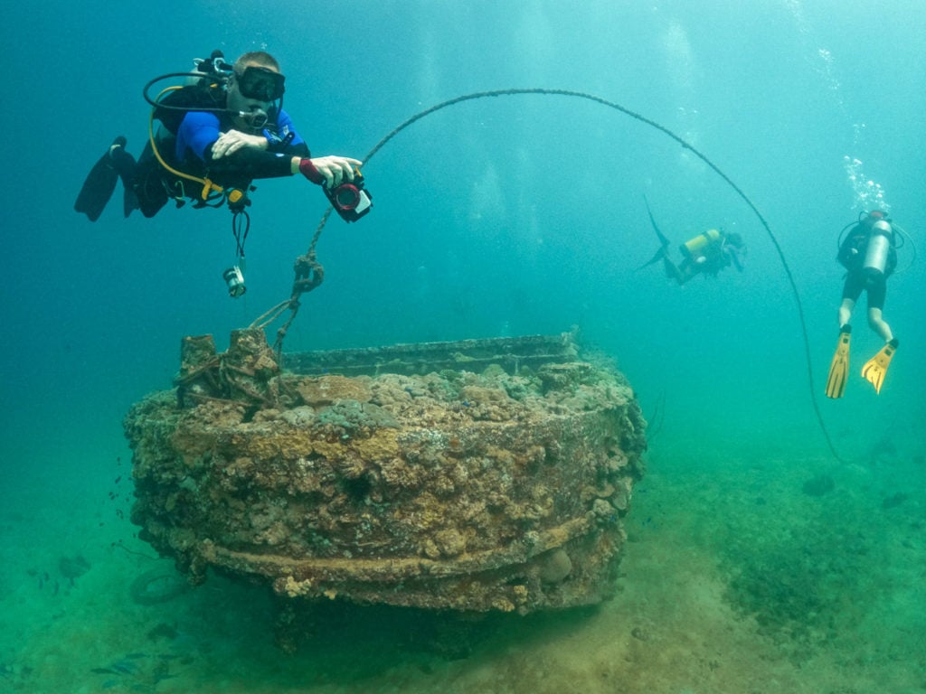 Wreck diving on Mahe Island
