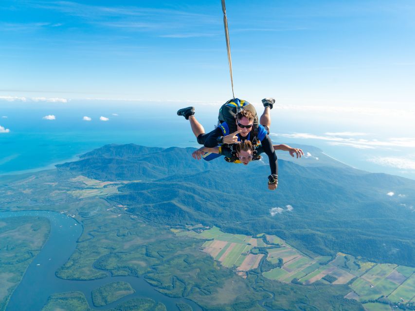 Skydiving with Skydive Australia