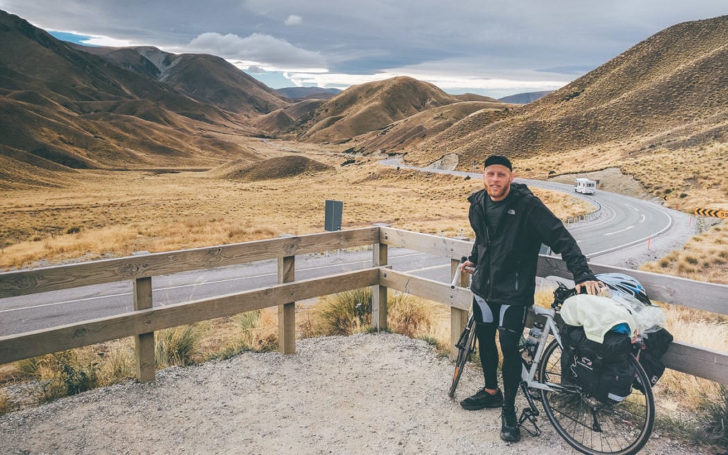SOLO CYCLING IN NEW ZEALAND