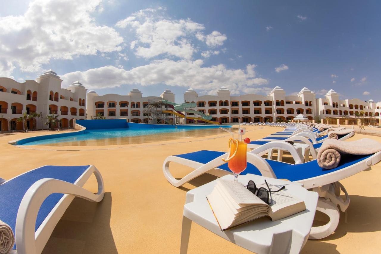 Waves Naama Bay Hotel Accommodation in Sharm El Sheik