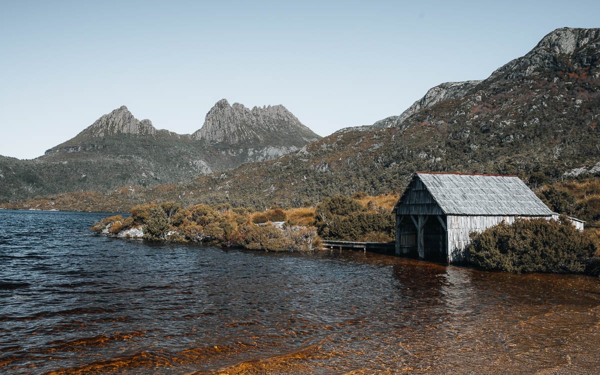 WHERE TO STAY IN TASMANIA, BEST AREAS AND TRAVEL GUIDE, CRADLE MOUNTAIN